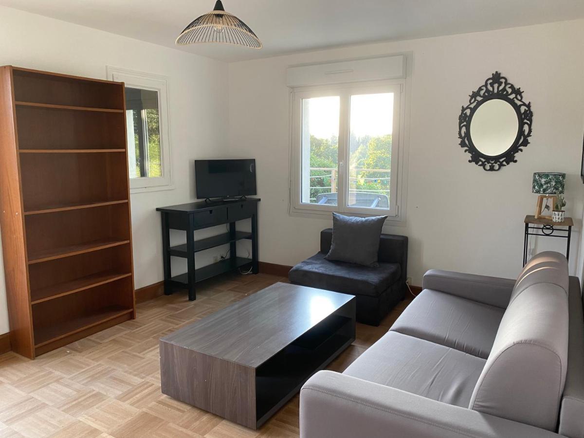 Appartement 2 pièces entre mer et campagne Créhen Esterno foto