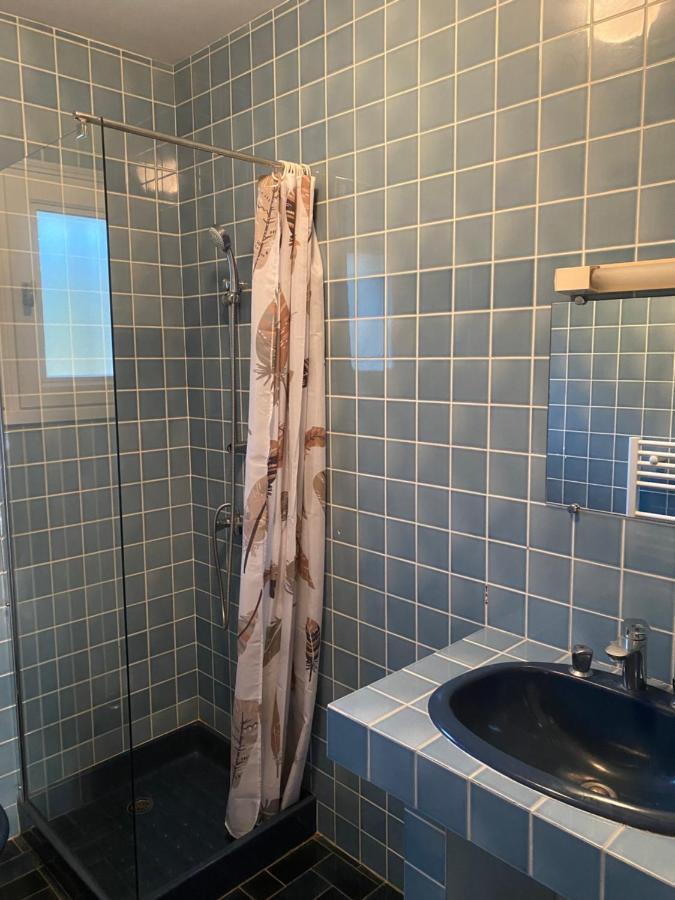 Appartement 2 pièces entre mer et campagne Créhen Esterno foto